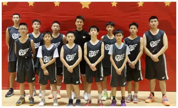 大学篮球队员如何从友谊赛中受益_0